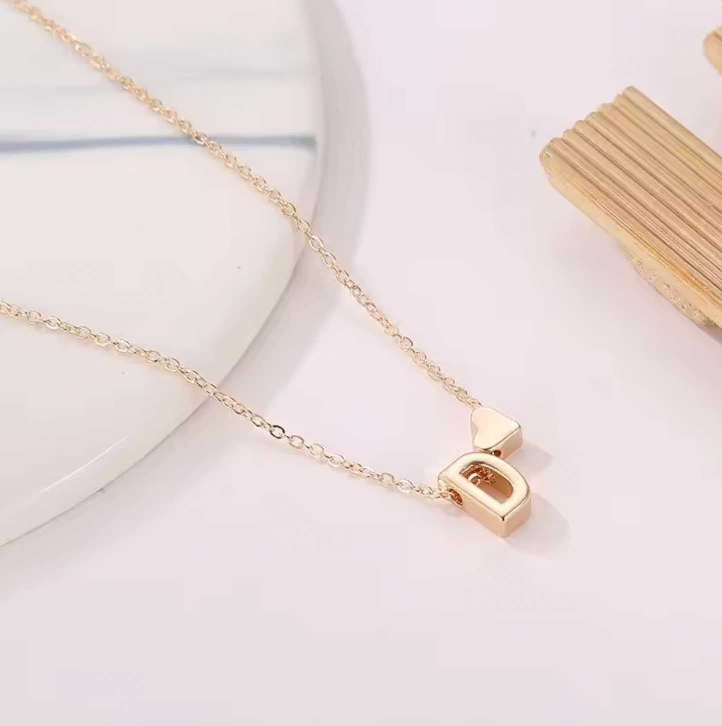 Fashion Tiny Heart Dainty Initial Necklace Gold Silver Color Letter Name Choker For Women Pendant Jewelry Gift